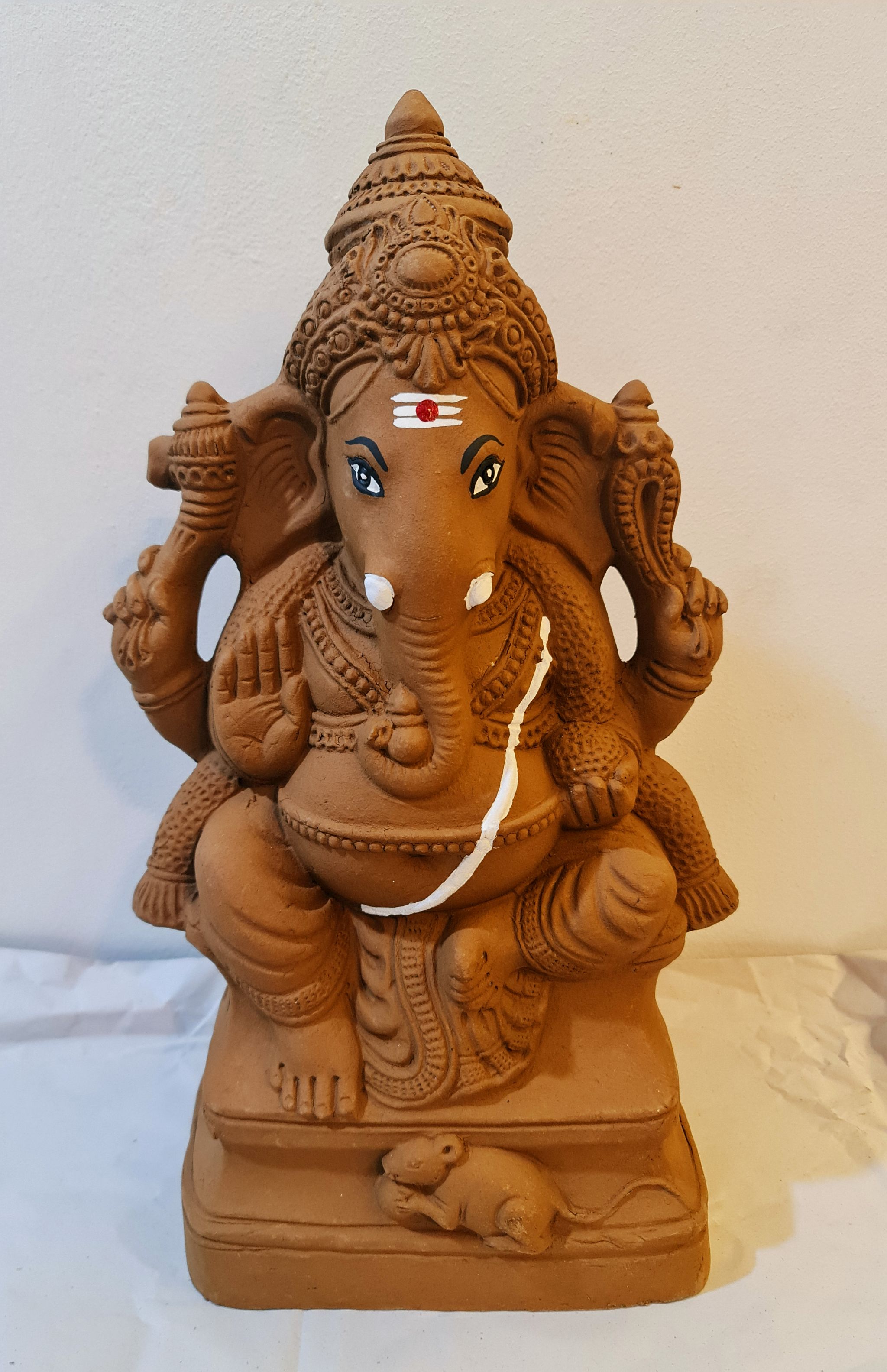 15 inches -Ganesha sitting on big peeta (Left/Trunk)_1