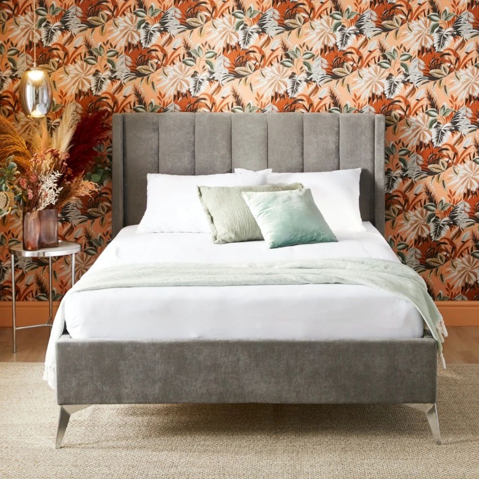 Sleigh Bed _0