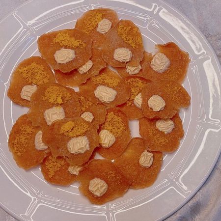 Egg Yolk Chicken Cracker with Cheese _0