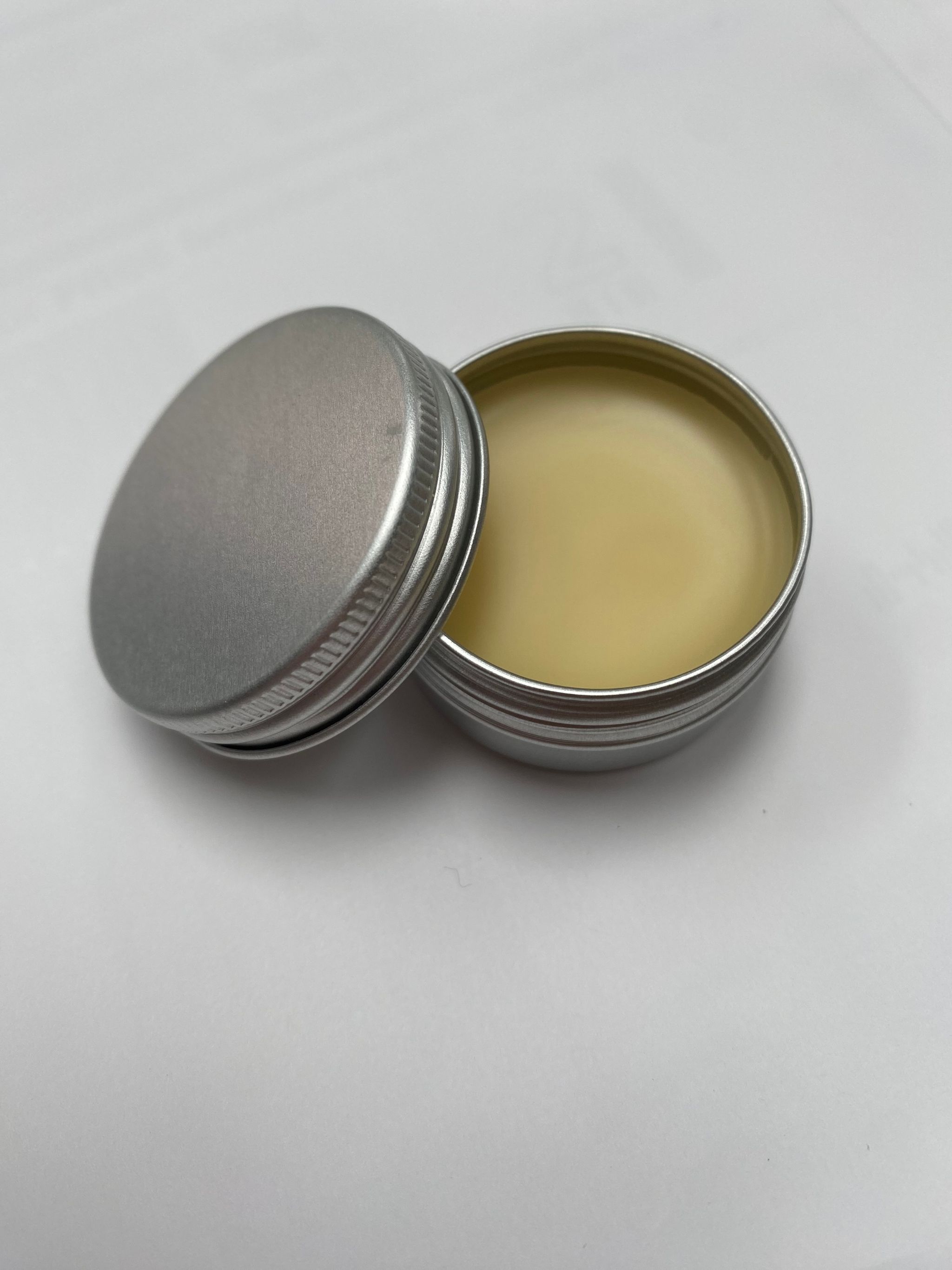 Scented Tack balm and mini sponge _0