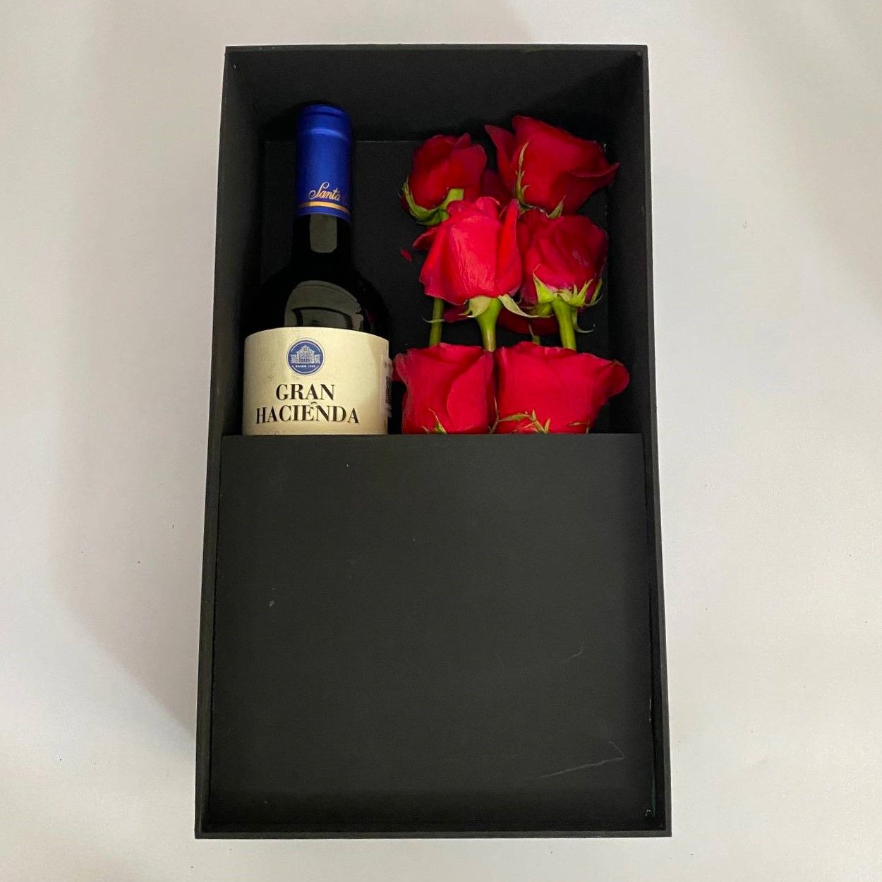 Box de Vino y Rosas_1