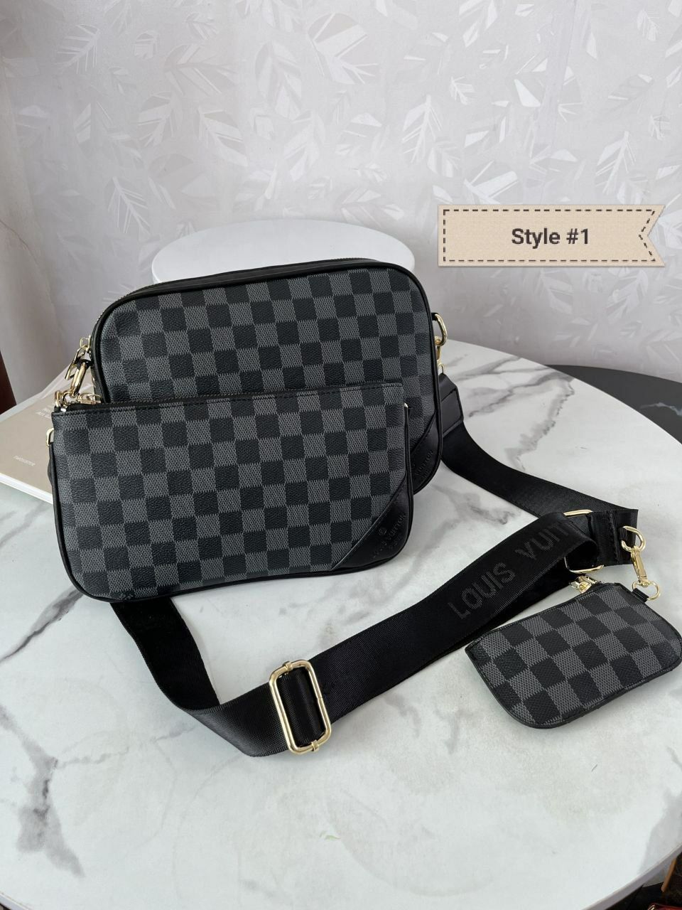 LV sling bag  3in1_0