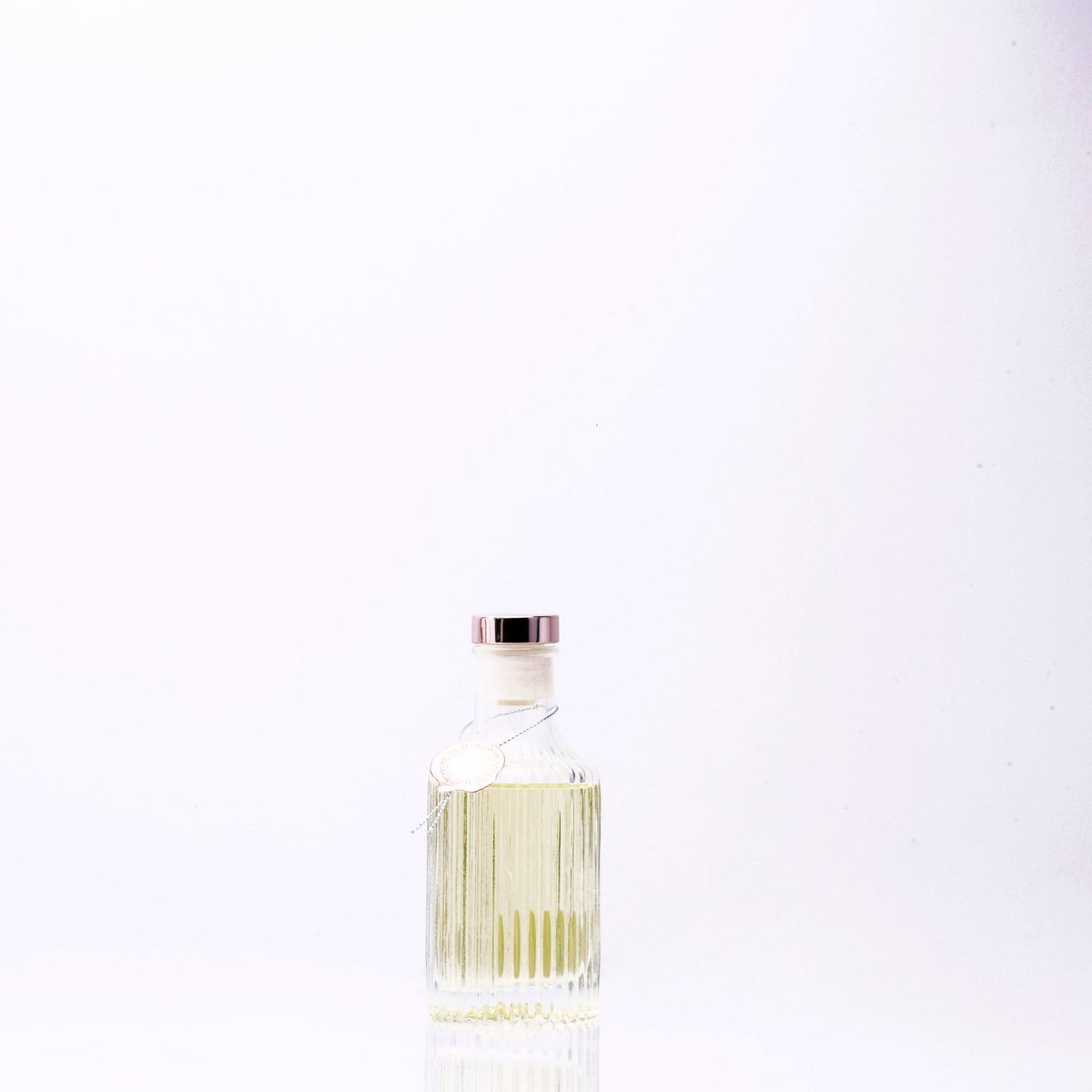 BE CALM - Lime & Jasmine -CLASSIC REED DIFFUSER - 240ml_1