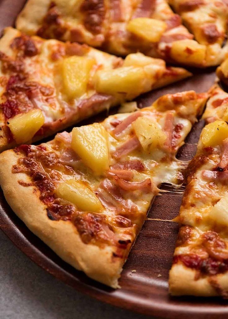 Large Hawaiian pizza_0