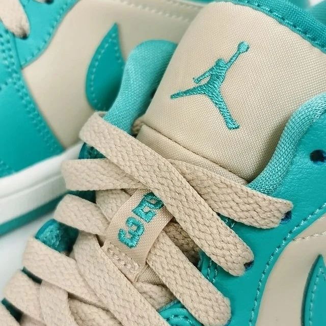 Jordan 1 Low "Tropical Teal"_1