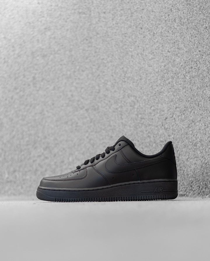 Nike Air Force 1 low TRIPPLE BLACK _1