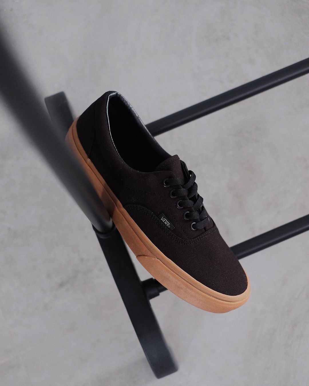 Vans Era Classic Black Gum_2