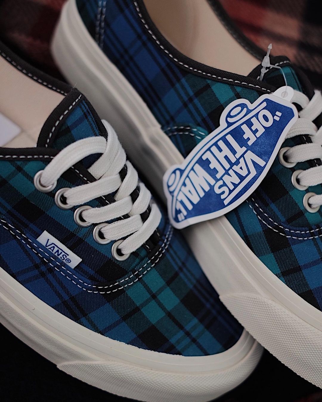 Vans Authentic 44 DX Anaheim Factory Plaid Blue Black_2