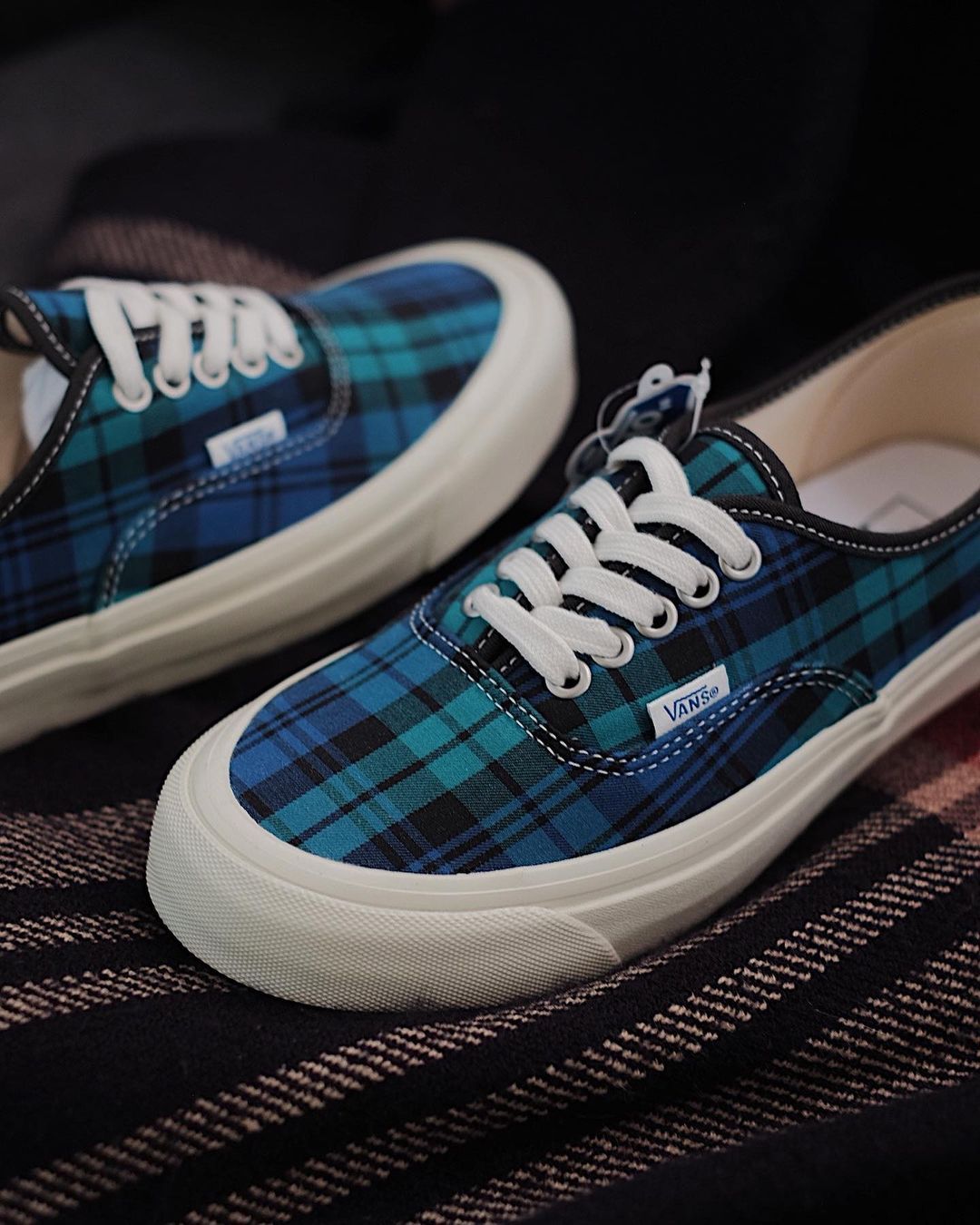 Vans Authentic 44 DX Anaheim Factory Plaid Blue Black_1