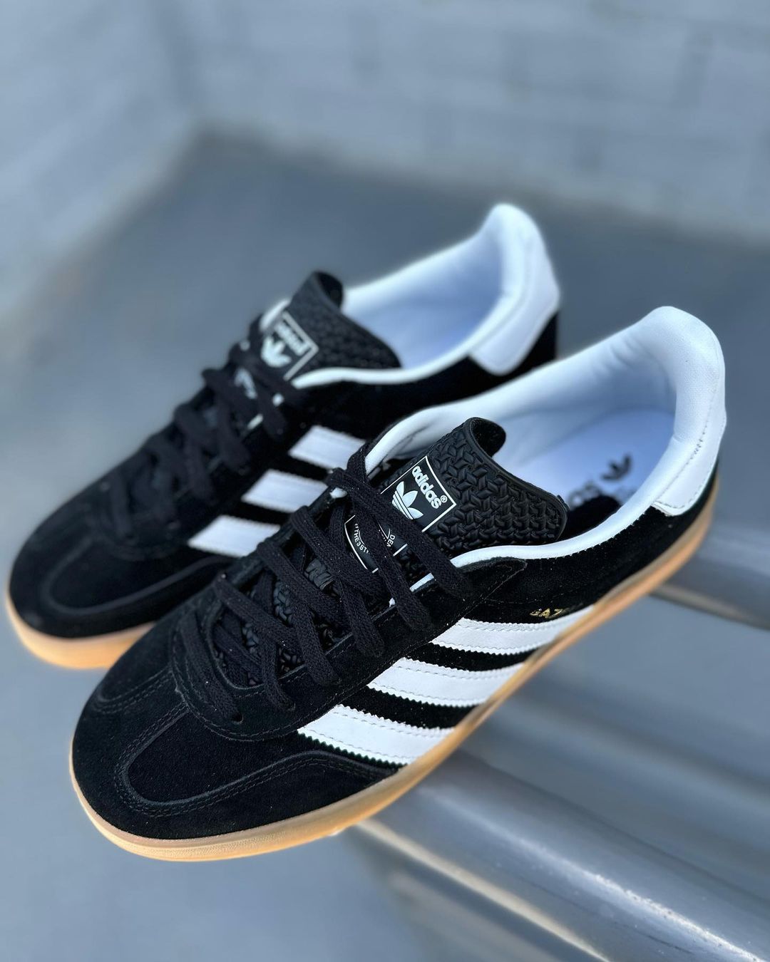 Adidas ORIGINALS - Gazelle Indoor Black/White Suede_4