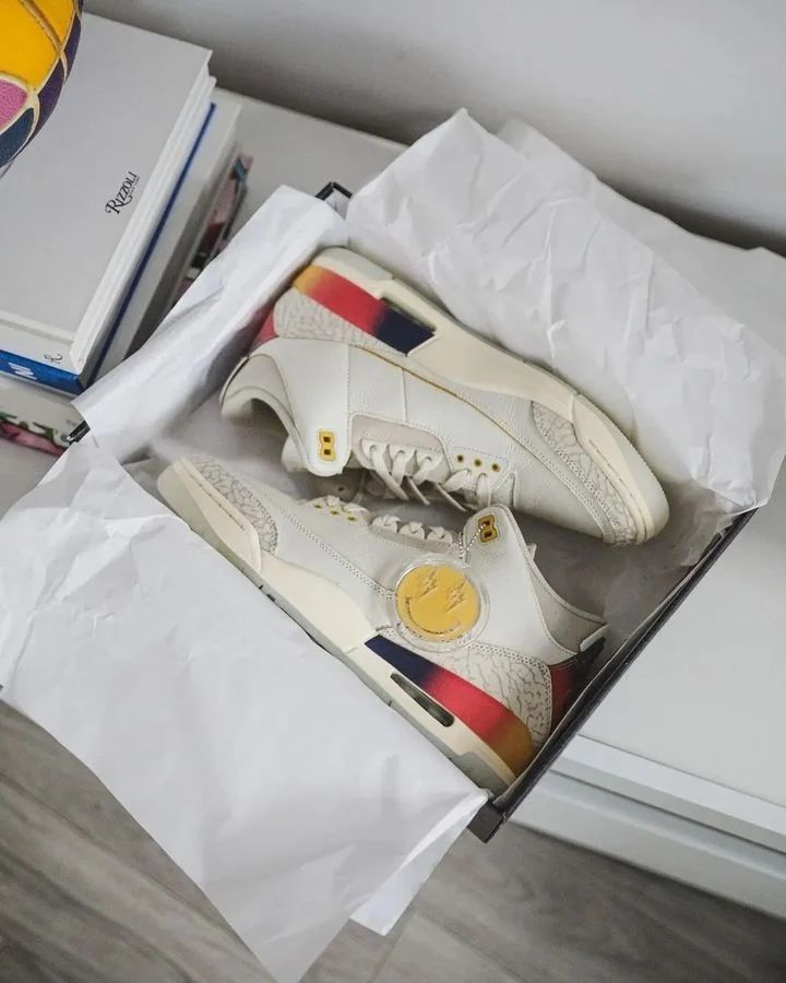 Air Jordan 3 x J Balvin "Medelline sunset _0