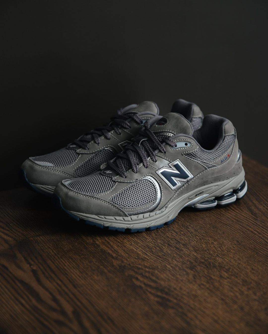 New Balance 2002R Light Grey_0