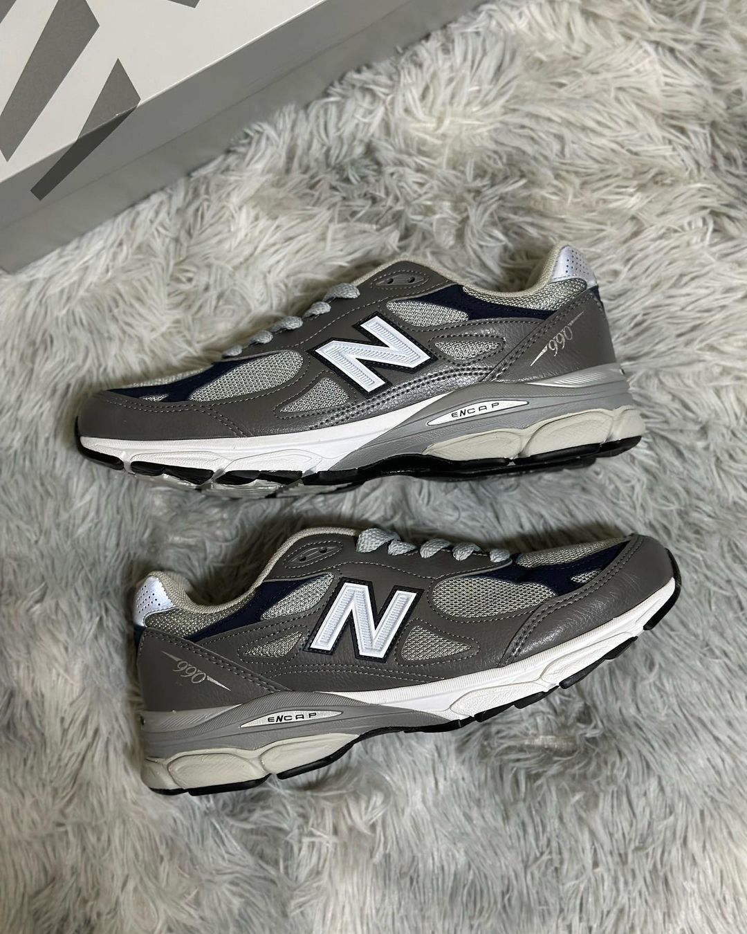 New Balance 990V3 in 'Elephant Grey_1