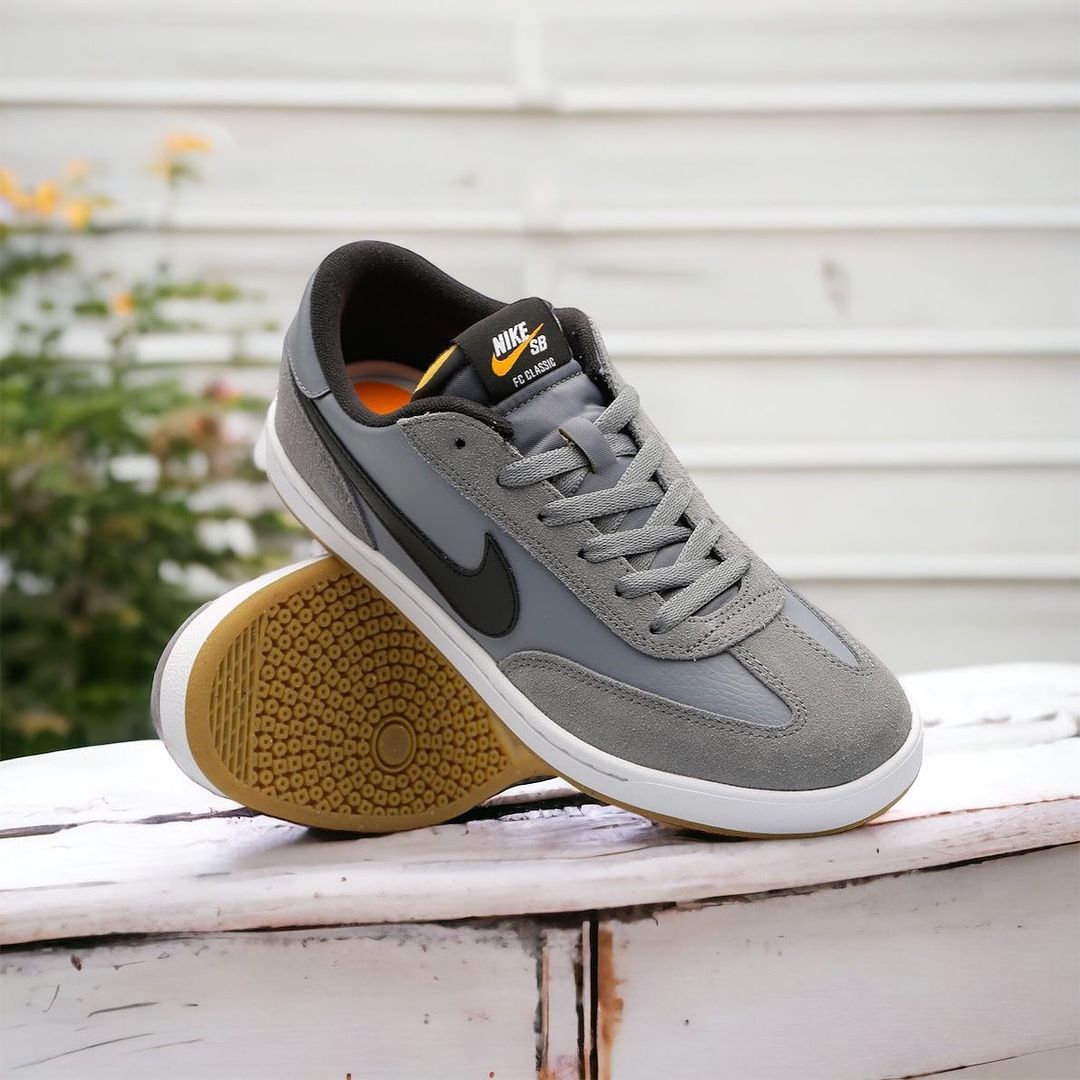 Nike SB FC Classic in "Grey"_0