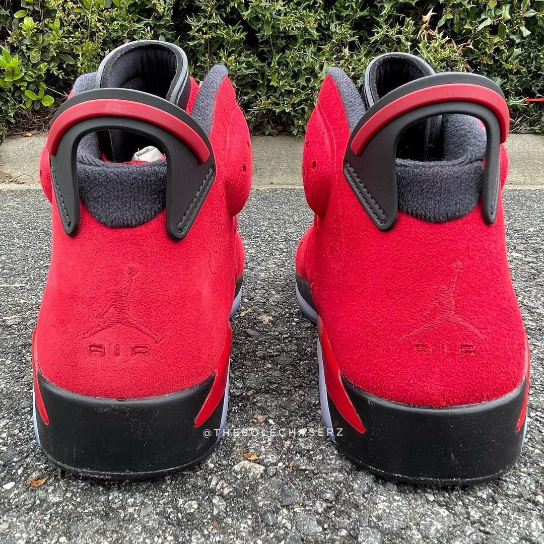 Jordan 6 Toro_3