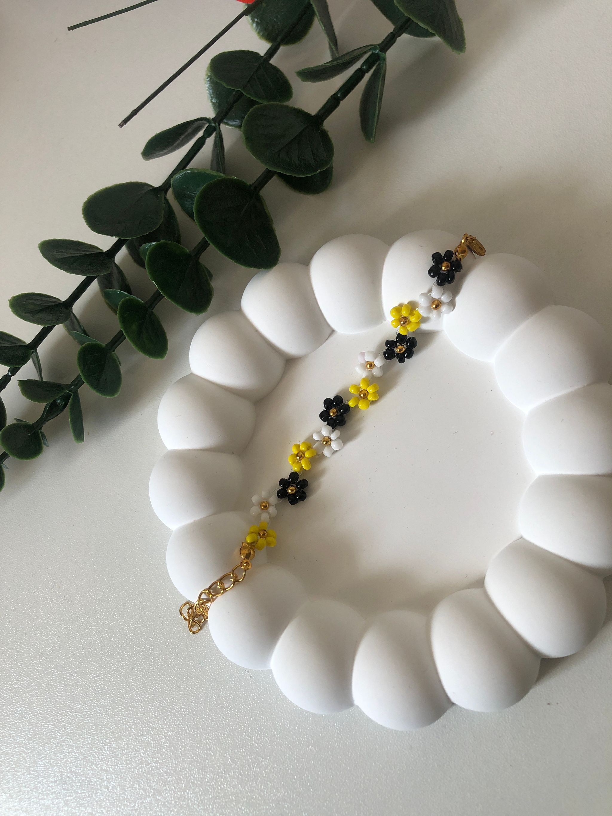 Lily Floral Beaded Bracelets | Yellow, Black & White_0