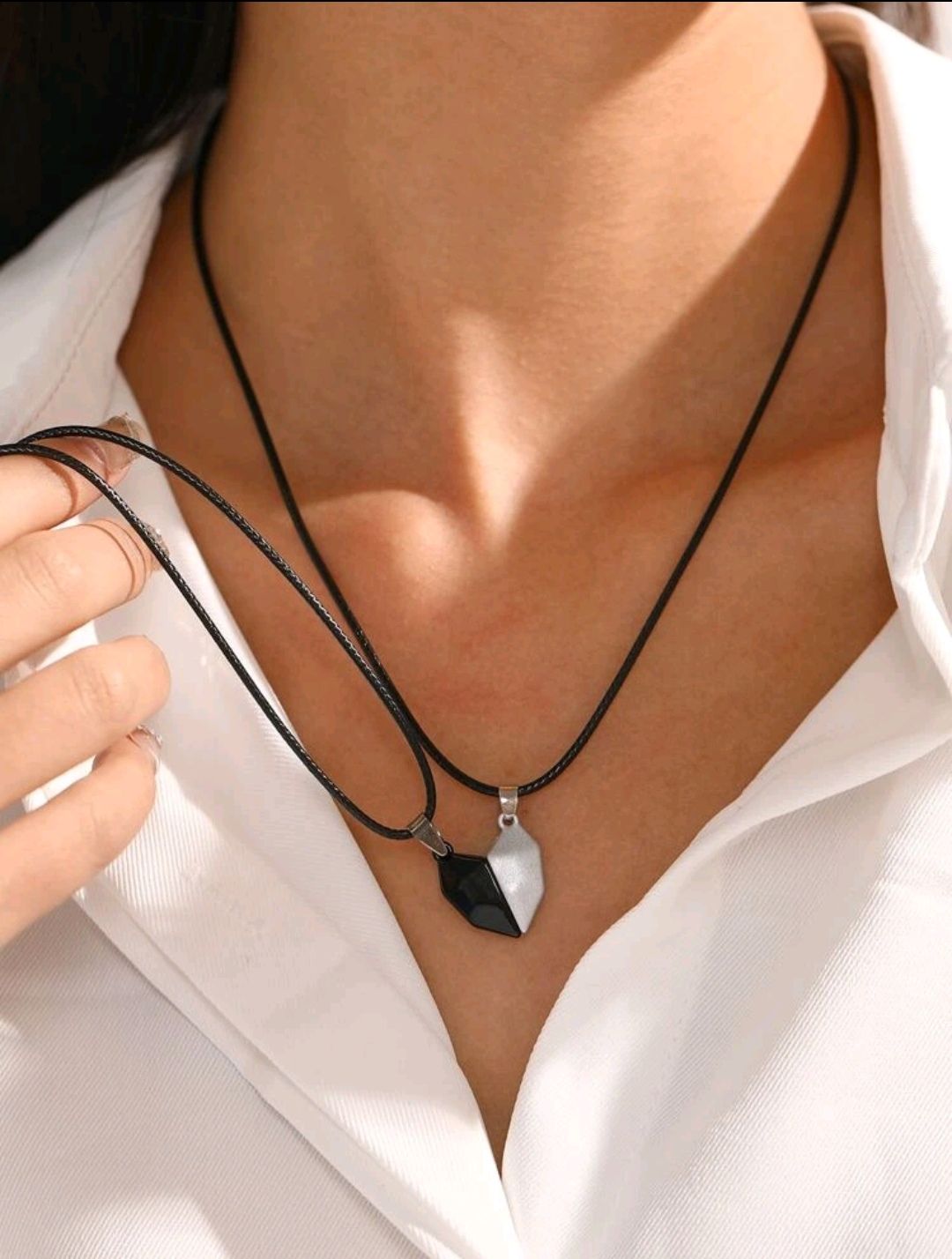 Magnetic Heart Necklaces_0