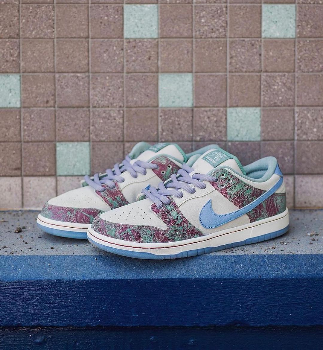 Nike Dunk Low "Crenshaw Stake Club,"_0