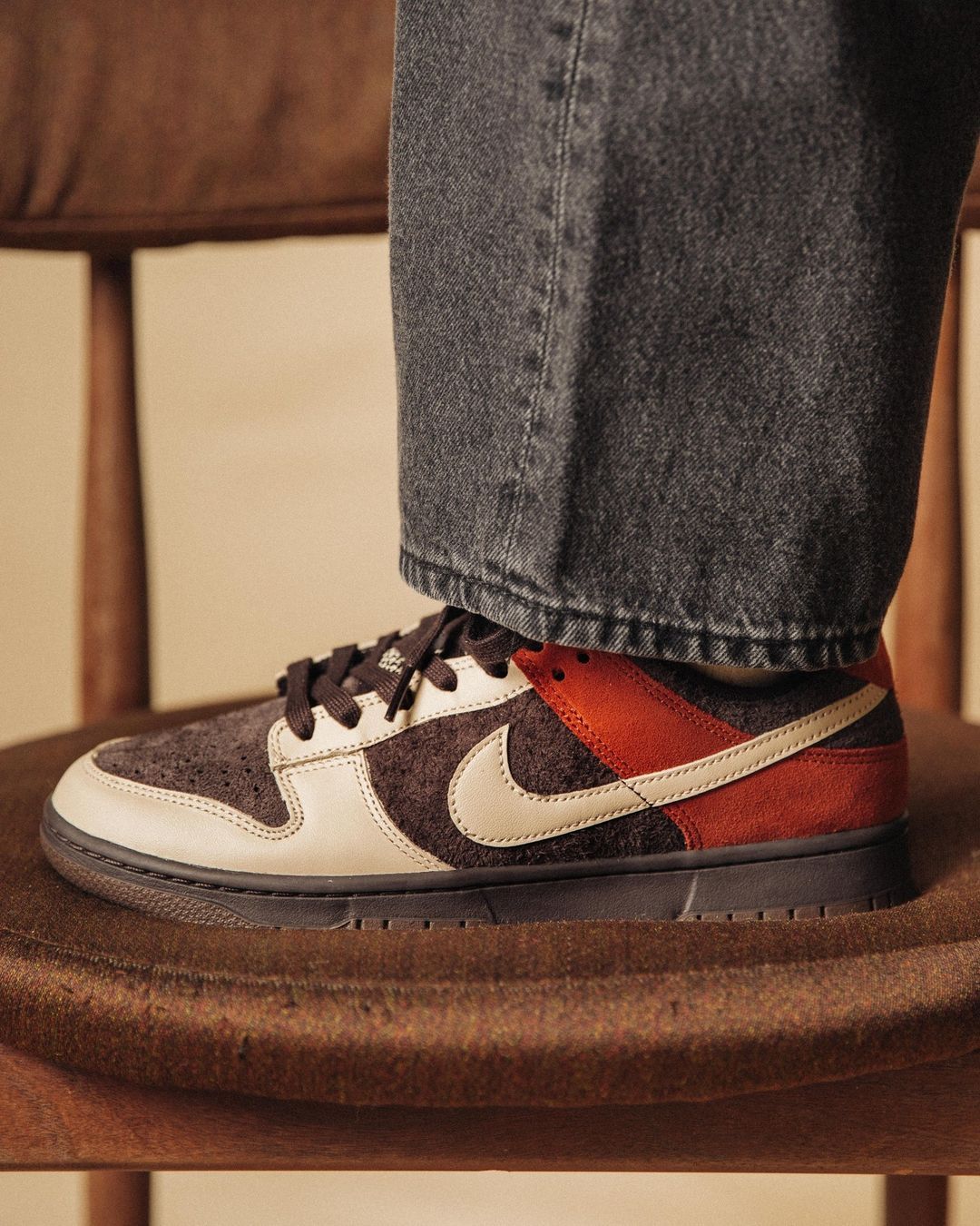 Nike Dunk Low 'Red Panda,'_0