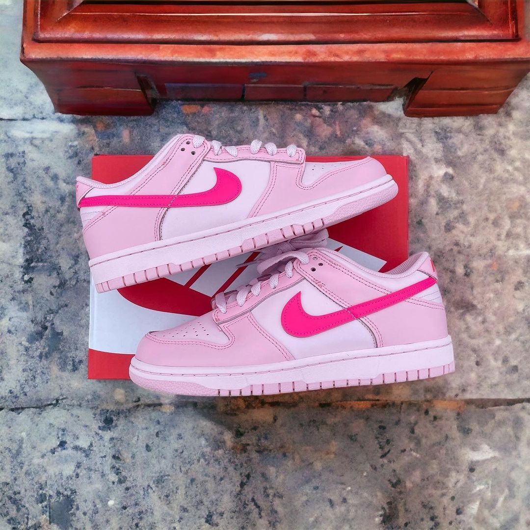 Nike Dunk Low "Triple Pink,"_0