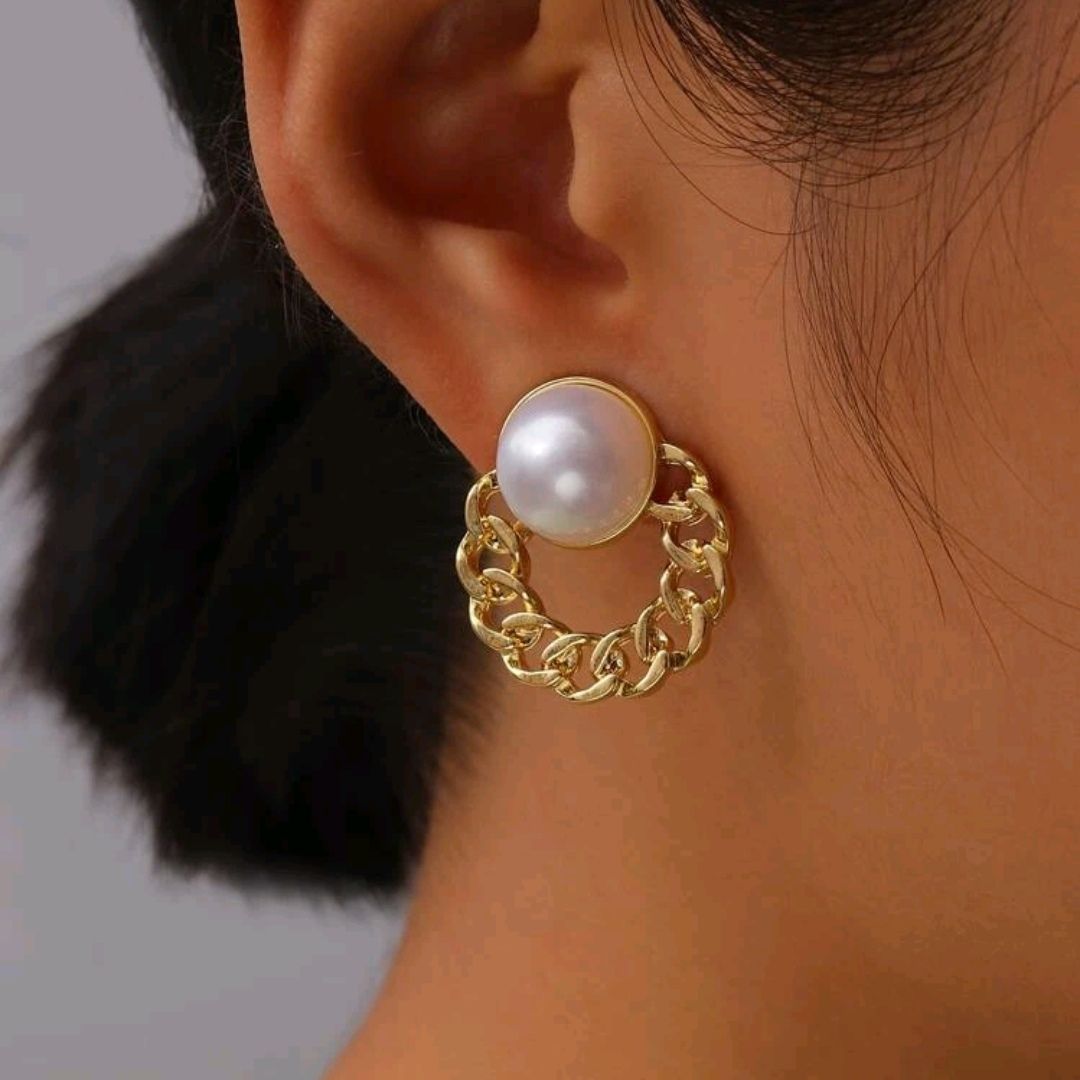 Faux Pearl Earrings_0