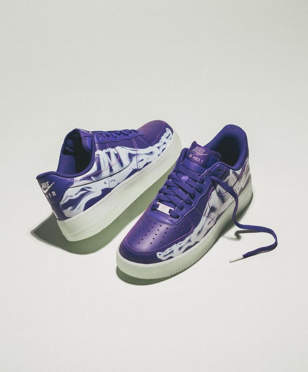 Nike Wmns Air Force 1 '07 QS "Purple Skeleton,"_0