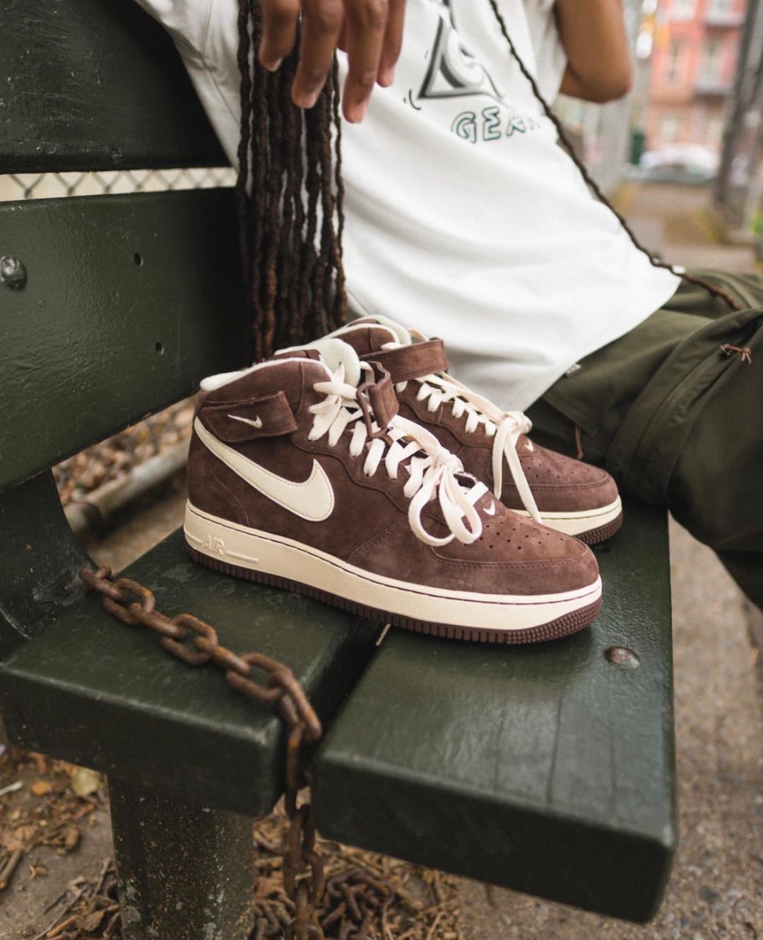 Nike Air Force 1 Mid Chocolate_0