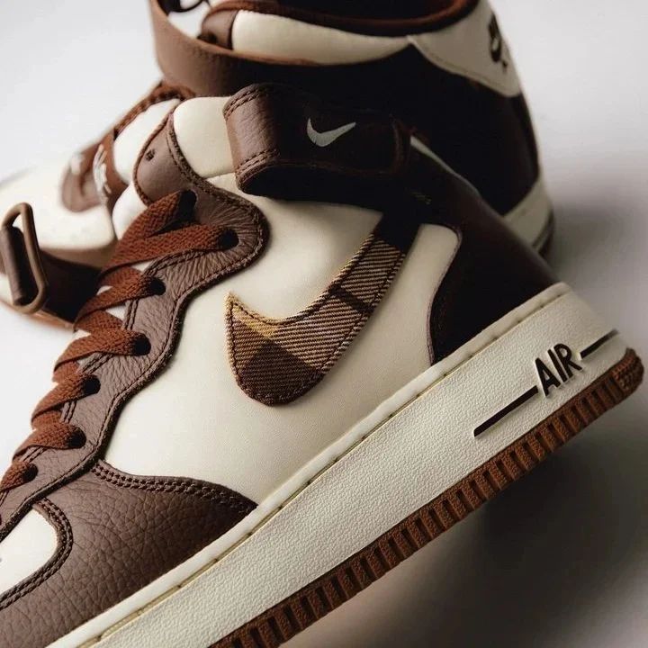 Air Force 1 High '07 "Brown Plaid,"_2