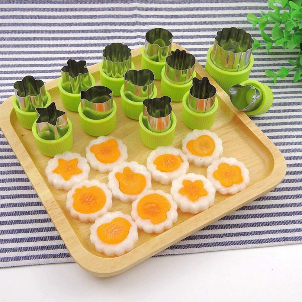 28 Pcs Sandwich/Fruit Cutter Set_0