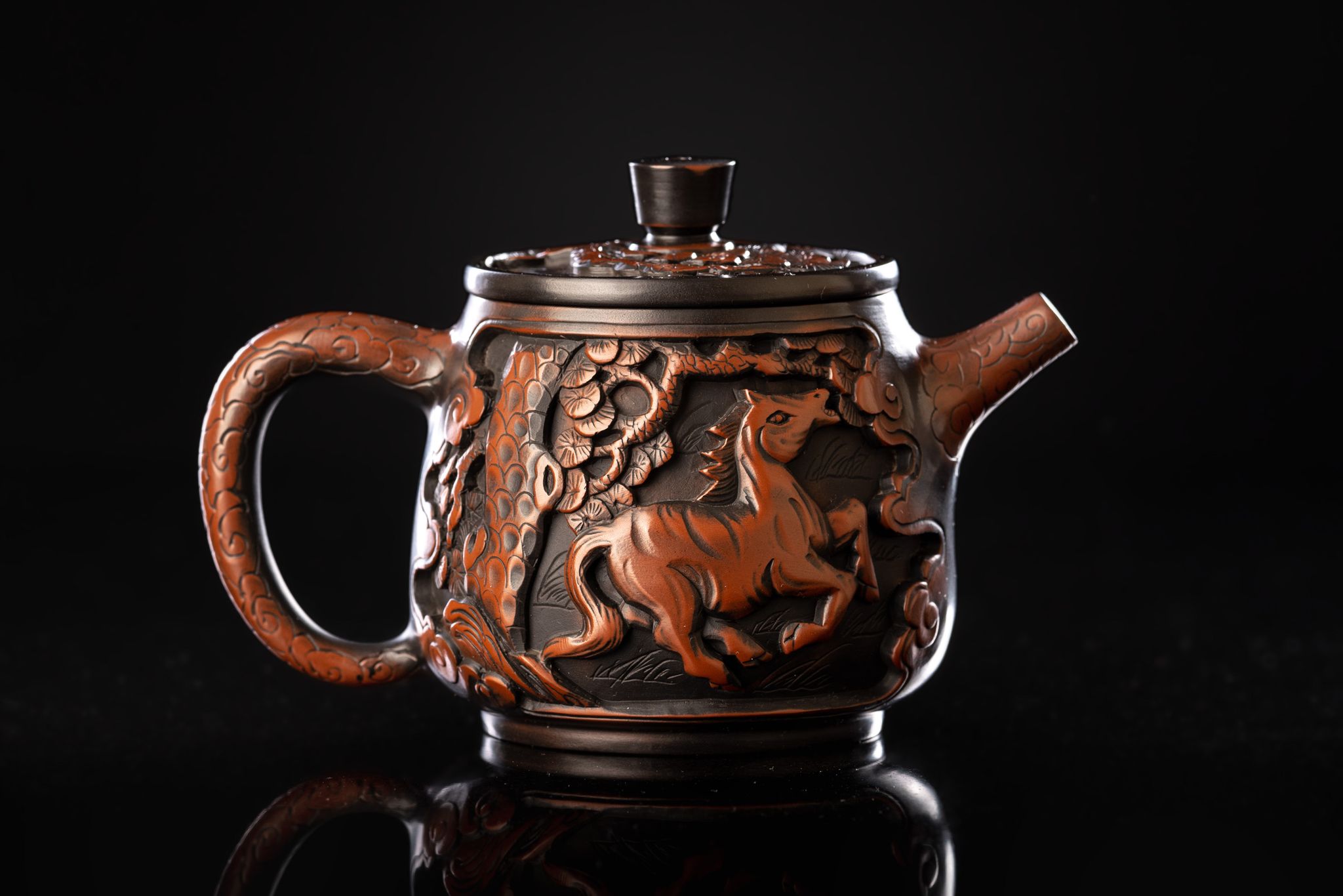 Chinese handmade teapot from Jianshui purple ceramics Yunsun's galloping horse_1