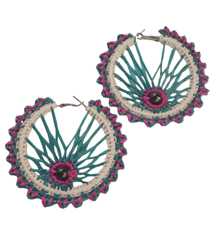 Women's handmade pearl earrings_3