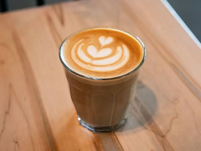 Flat White_0