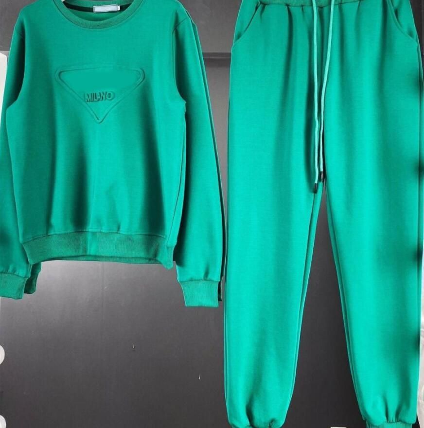 Prada tracksuits ( Long sleeve)_0