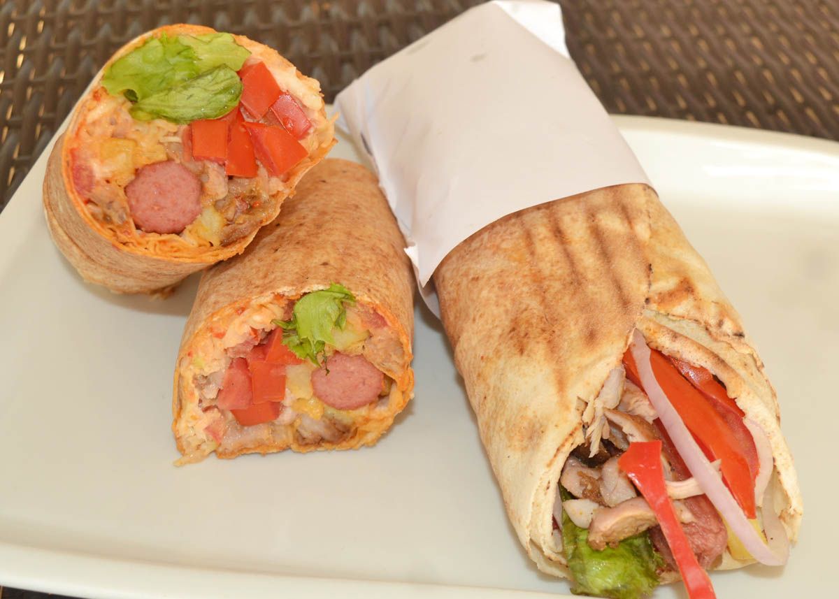 Shawarma with  single hotdog_0