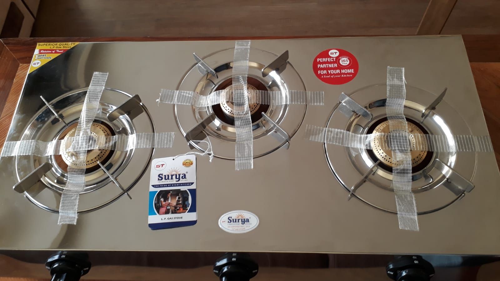 Surya Steel Gas stove_0