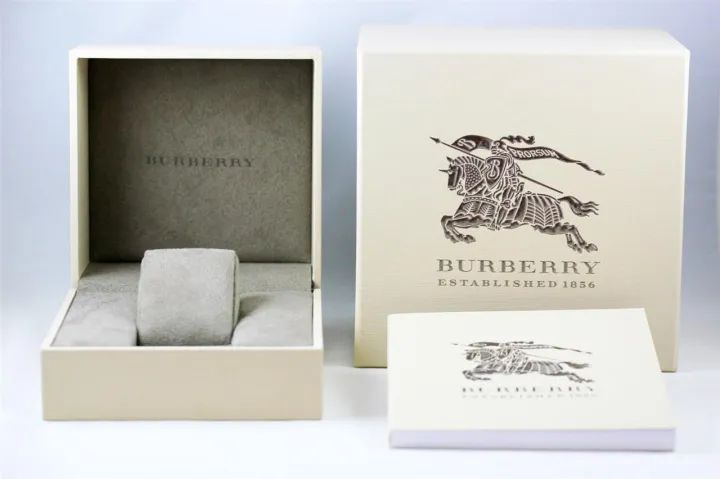 Burberry Women's BU9212 26mm Nova Check Strap Watch_3