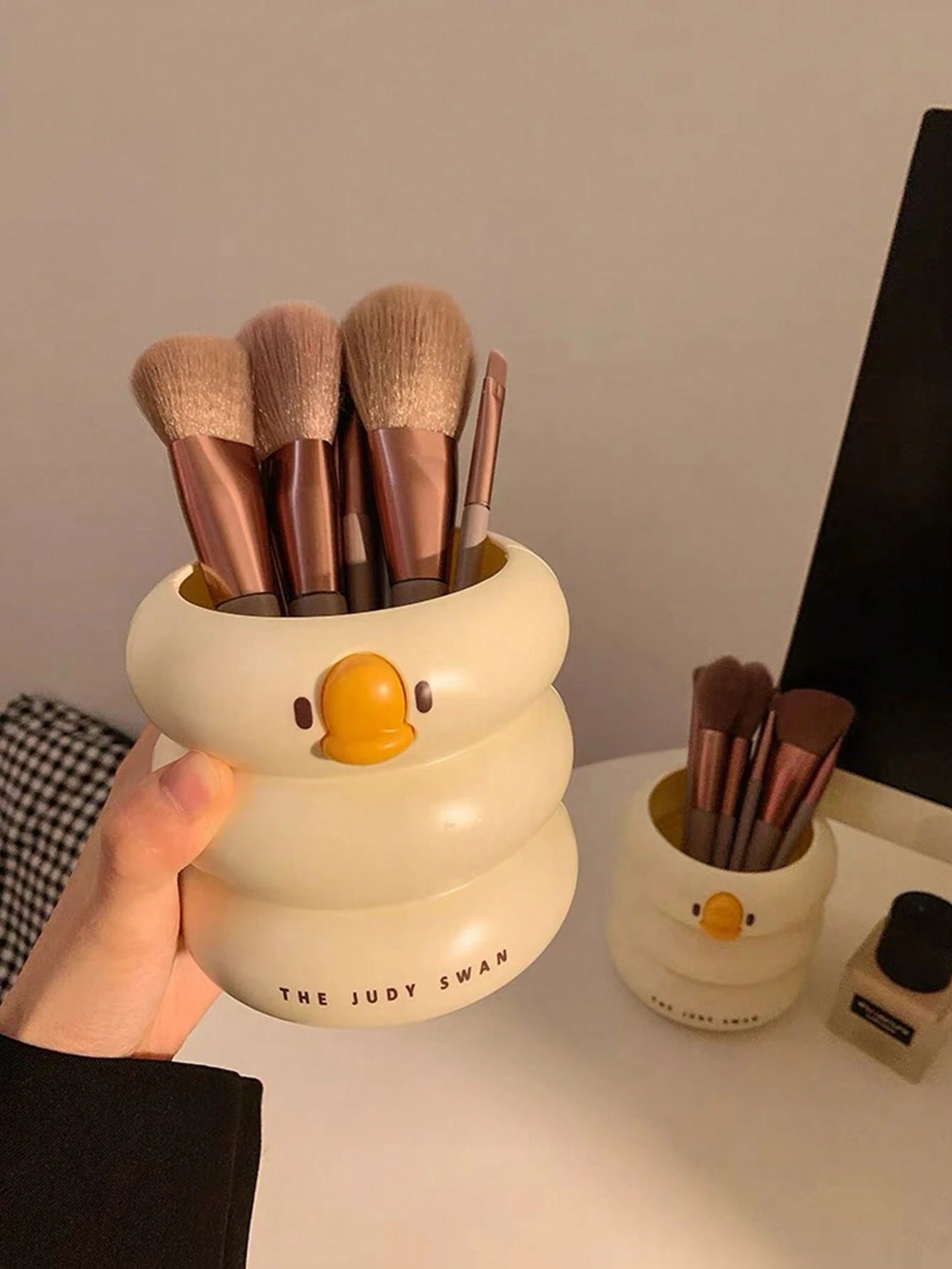 Cloud & Duck Cosmetic Organizer_3