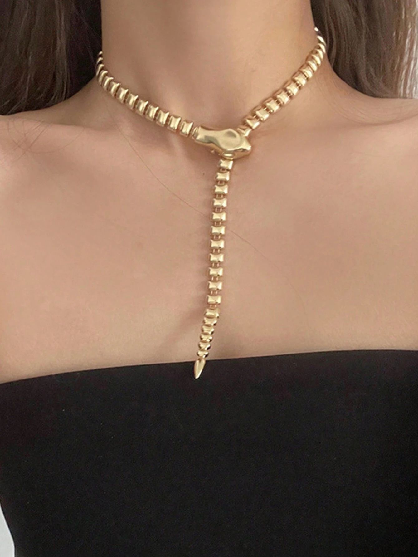 Gold Snake Chain Necklace_0