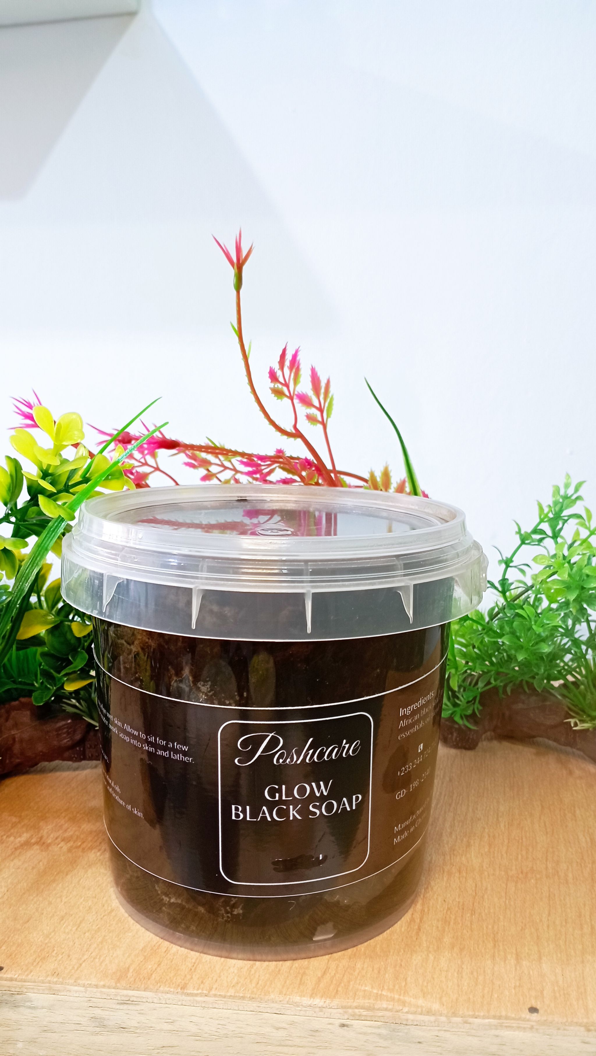 1 L GLOW BLACK SOAP _0