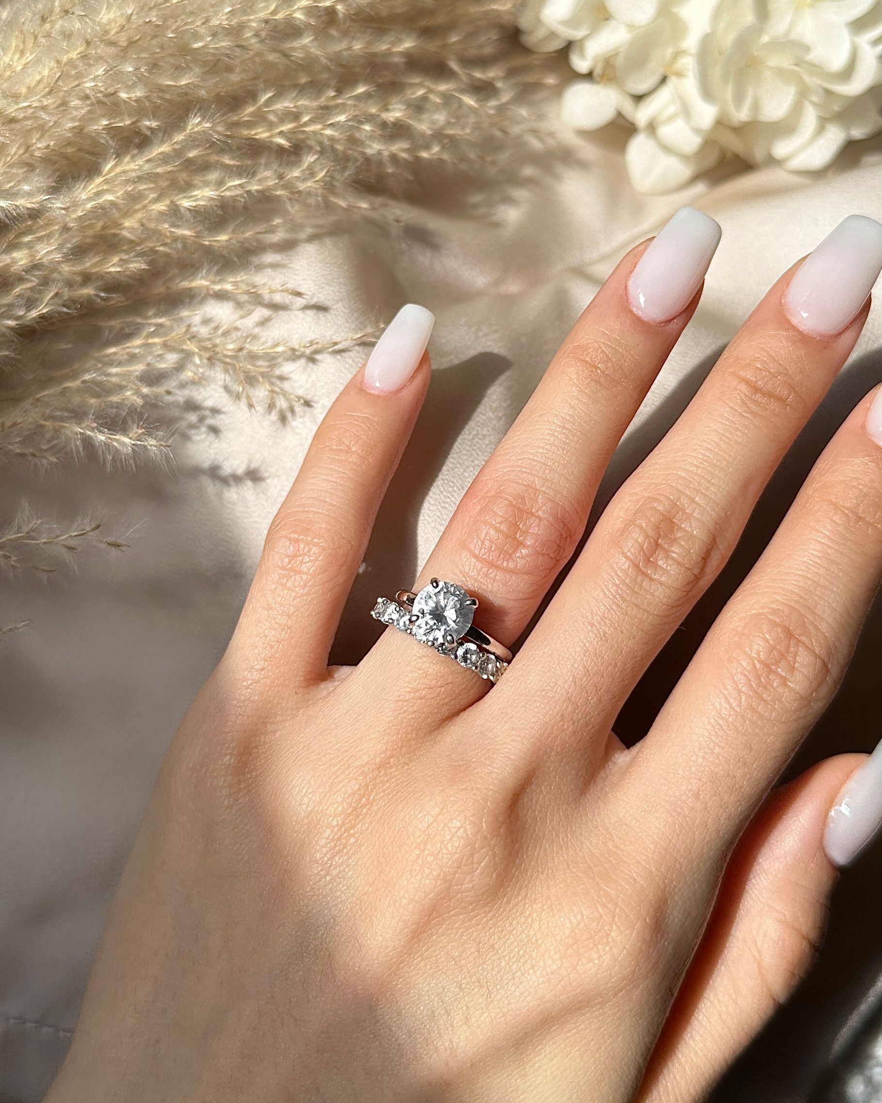 ROUND SOLITAIRE RING_5