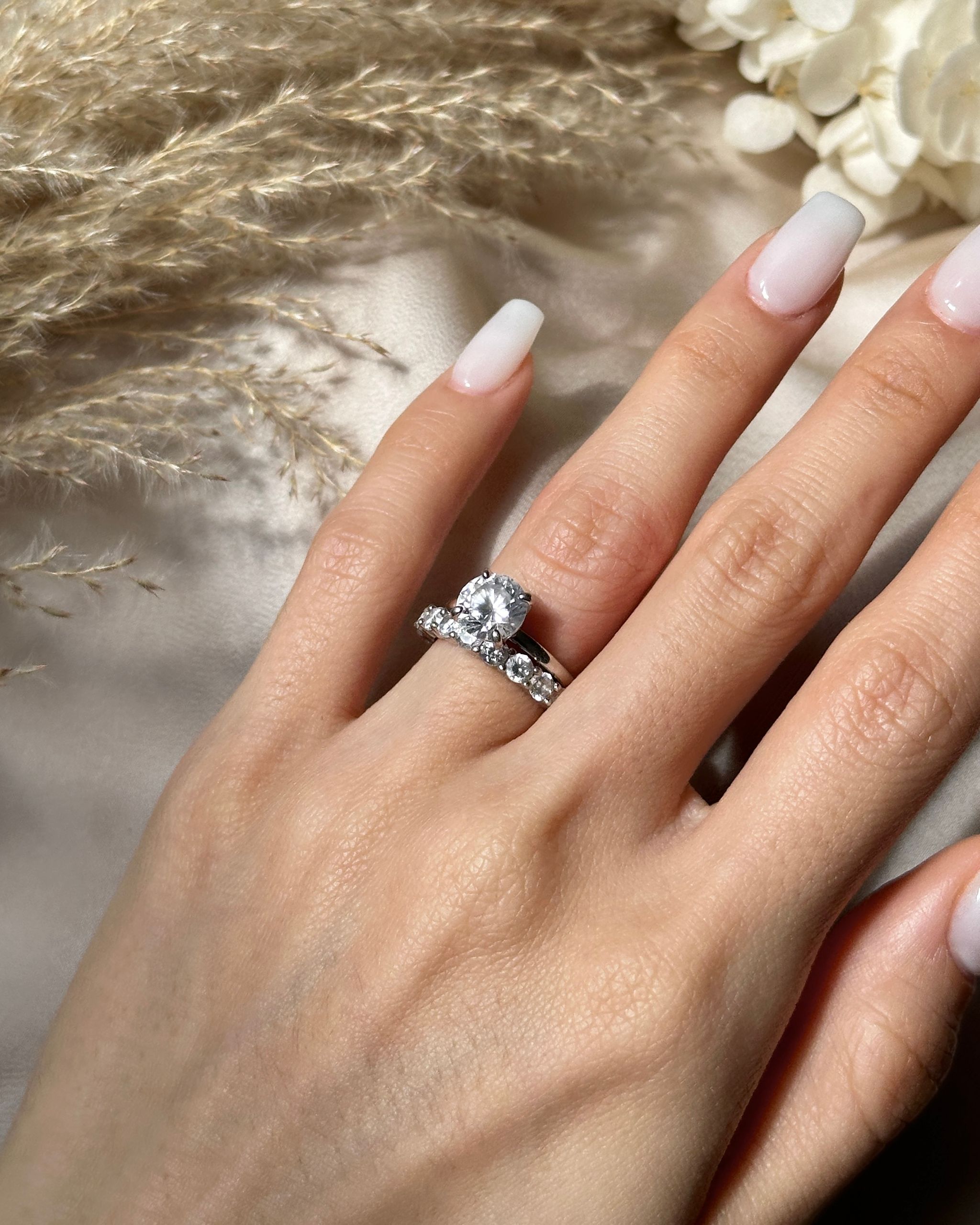 ROUND SOLITAIRE RING_3