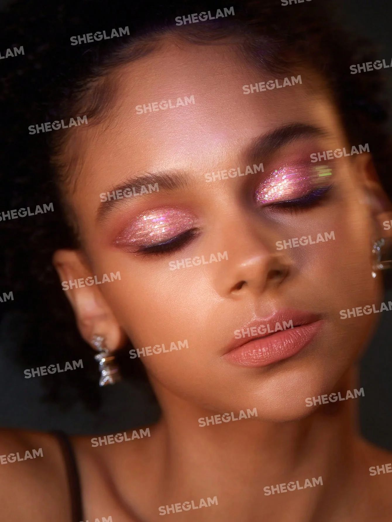 SHEGLAM Insta-Party Glitter Liner - Twinkling Lights_2