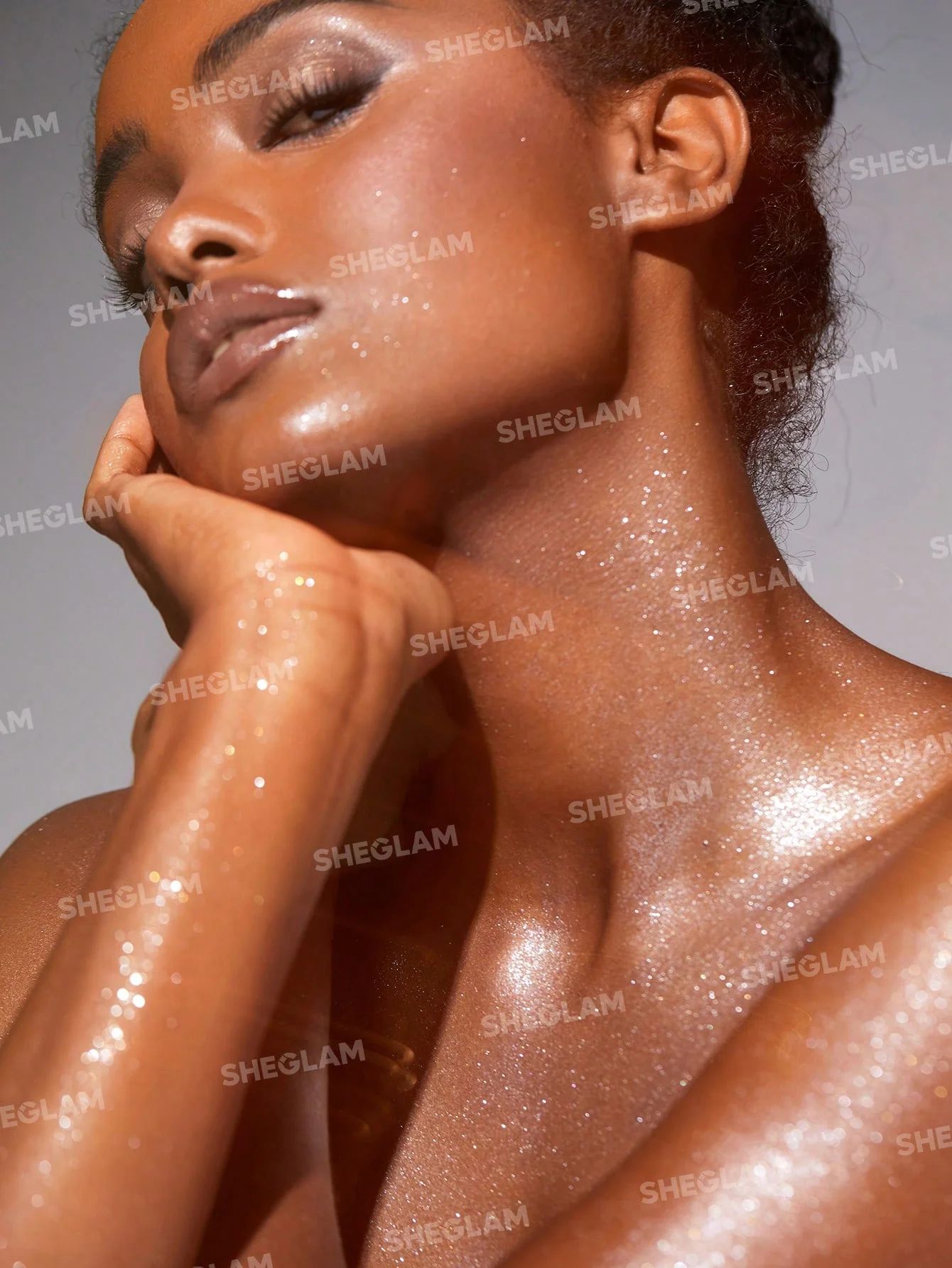 SHEGLAM Go Go Glow Highlighting Body Mist - Frosted Opal_2