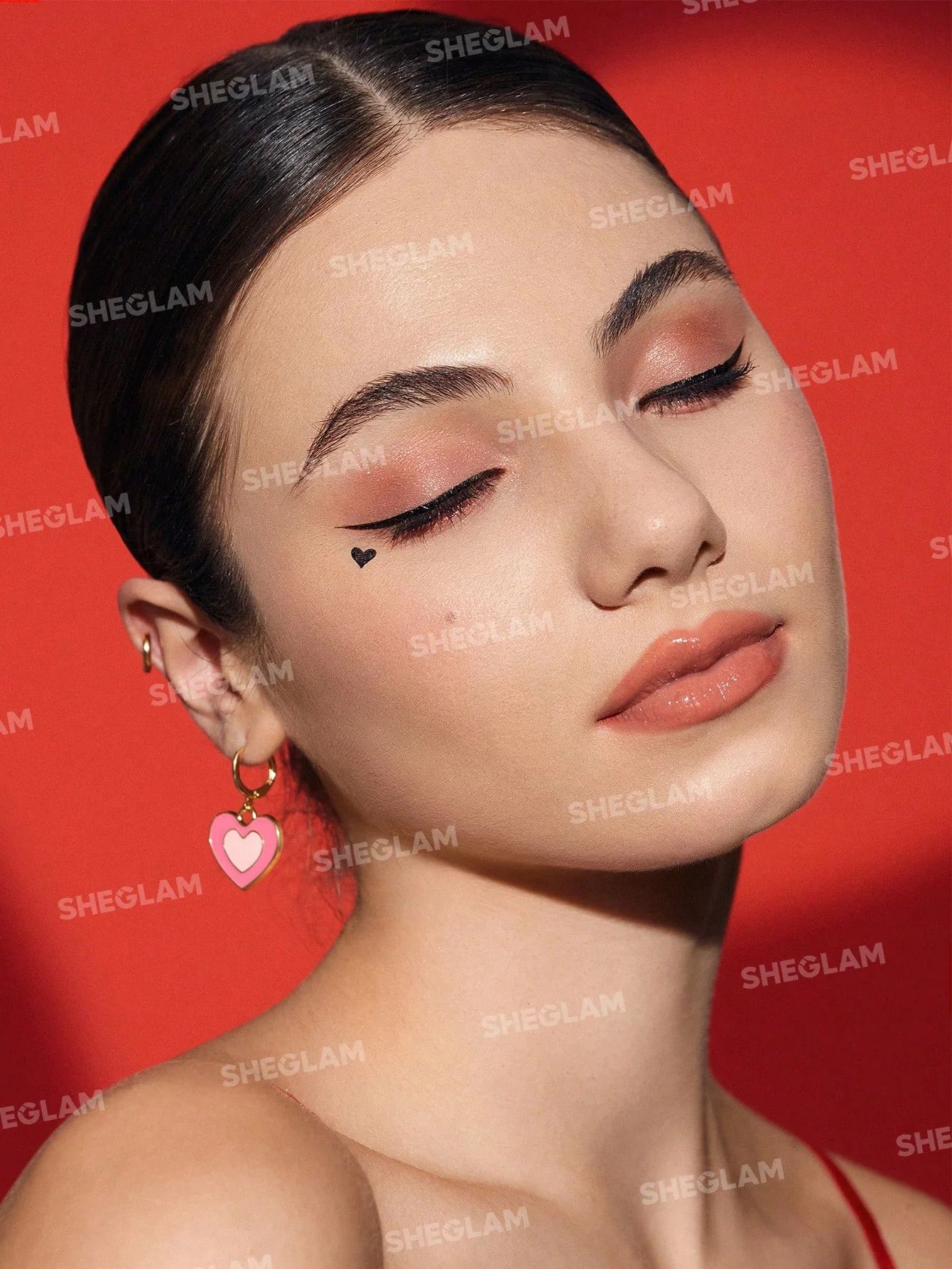 SHEGLAM Heart Eyes 2-In-1 Stamp Eyeliner_3