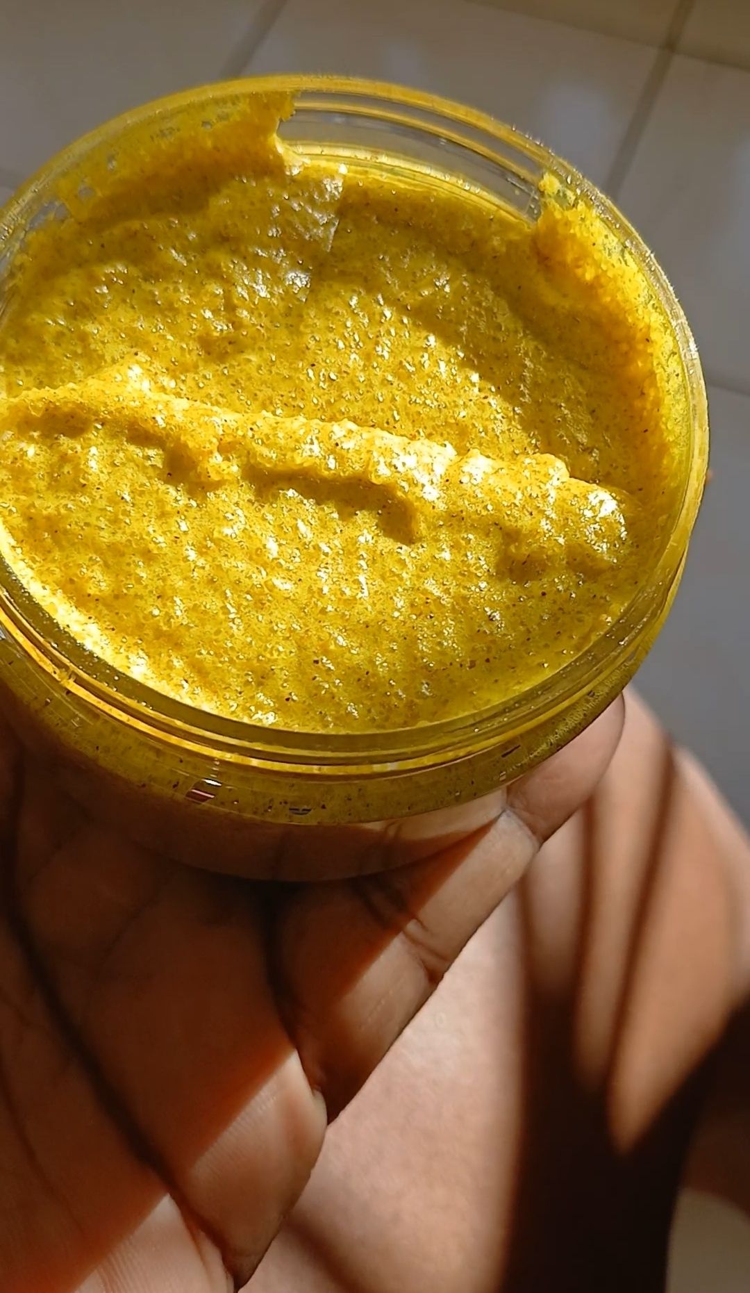 Radiant Glow Turmeric Scrub_3