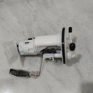 Denso original fuel pump for Viva 23210-BZ060_2