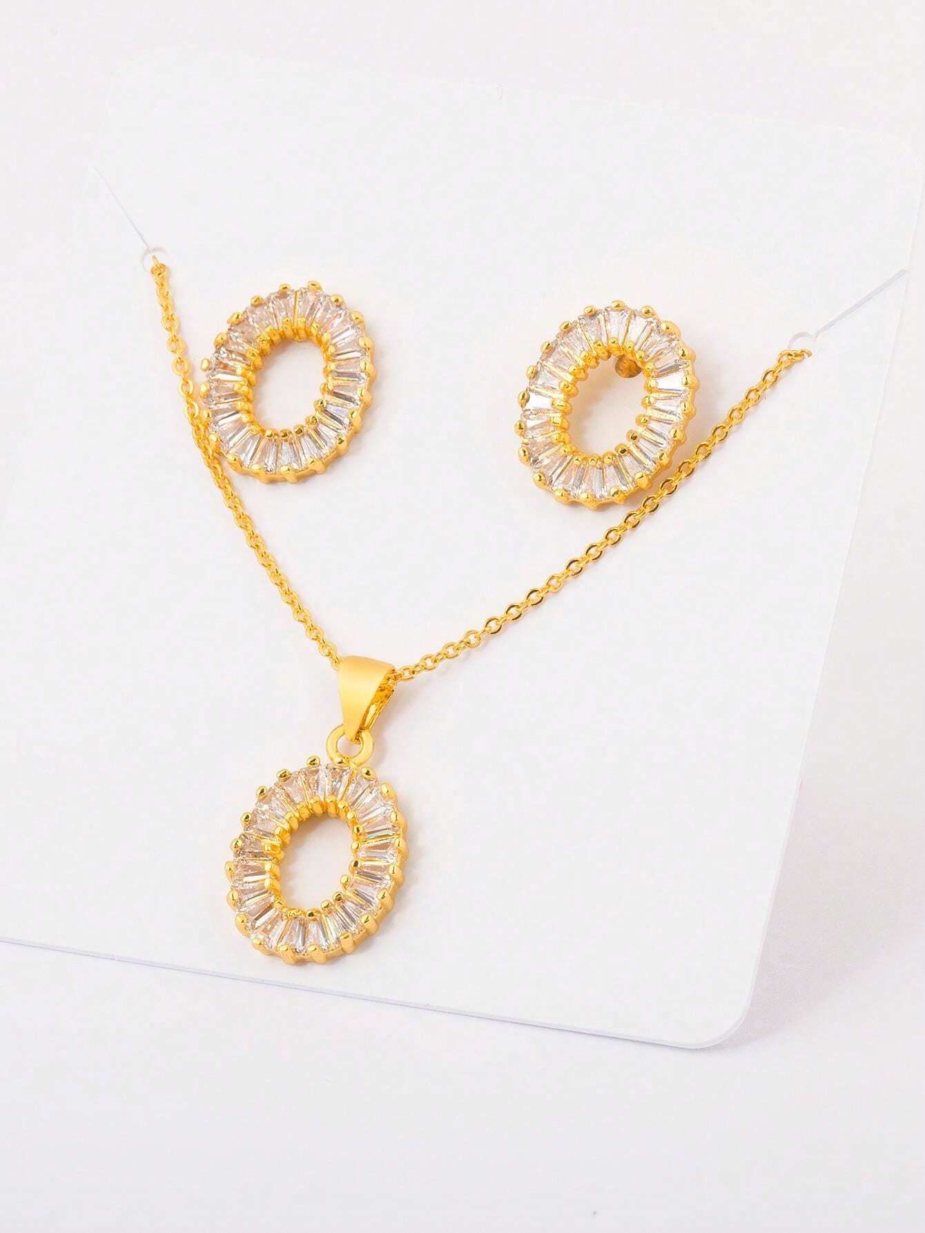 White Zirconia 18k Gold Plated Stud Earrings And Necklace Set_9