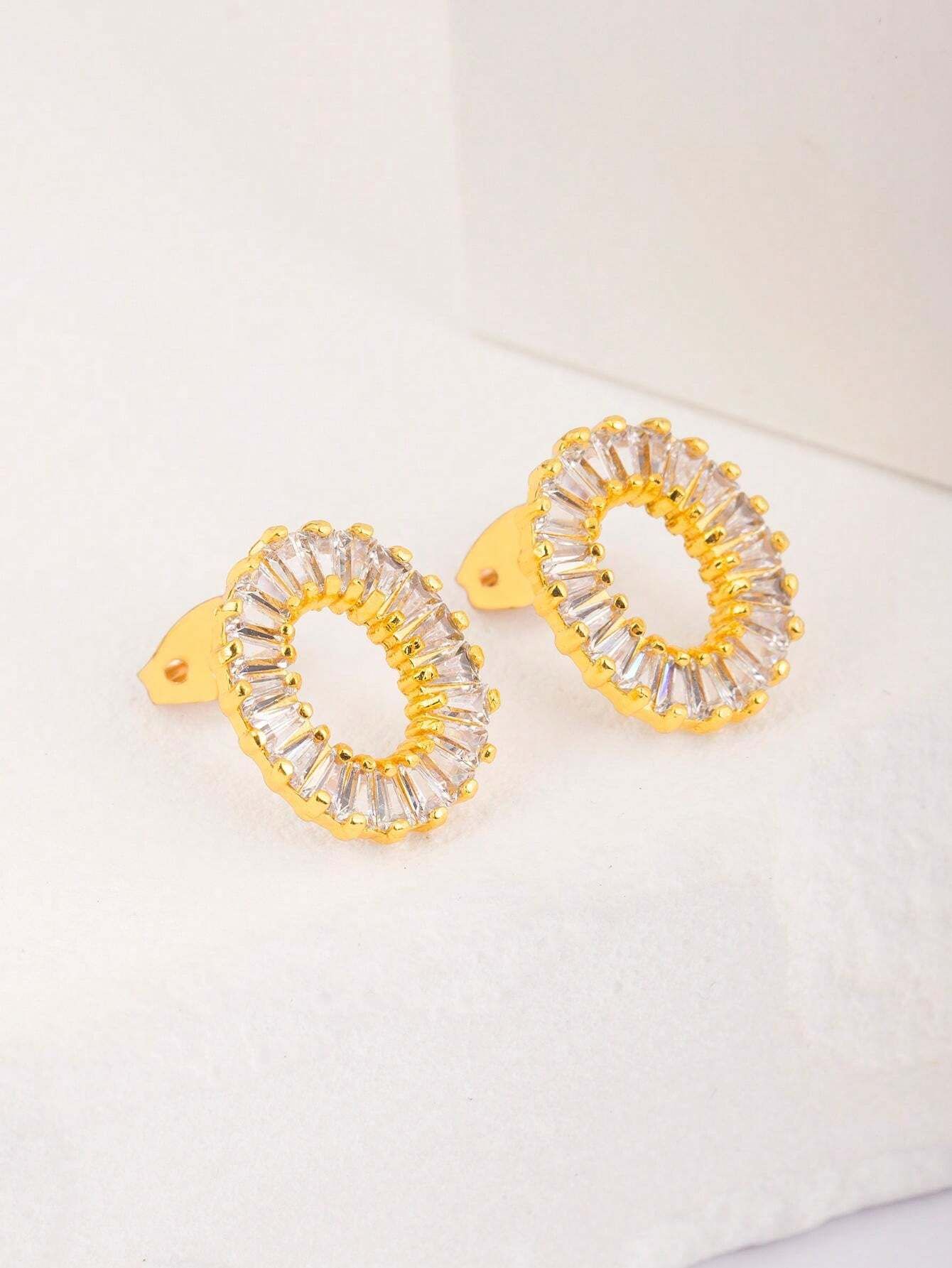 White Zirconia 18k Gold Plated Stud Earrings And Necklace Set_5