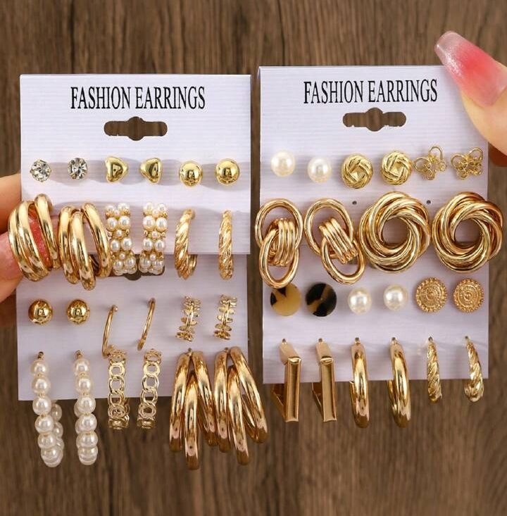 Gold-Color Earrings Set_0