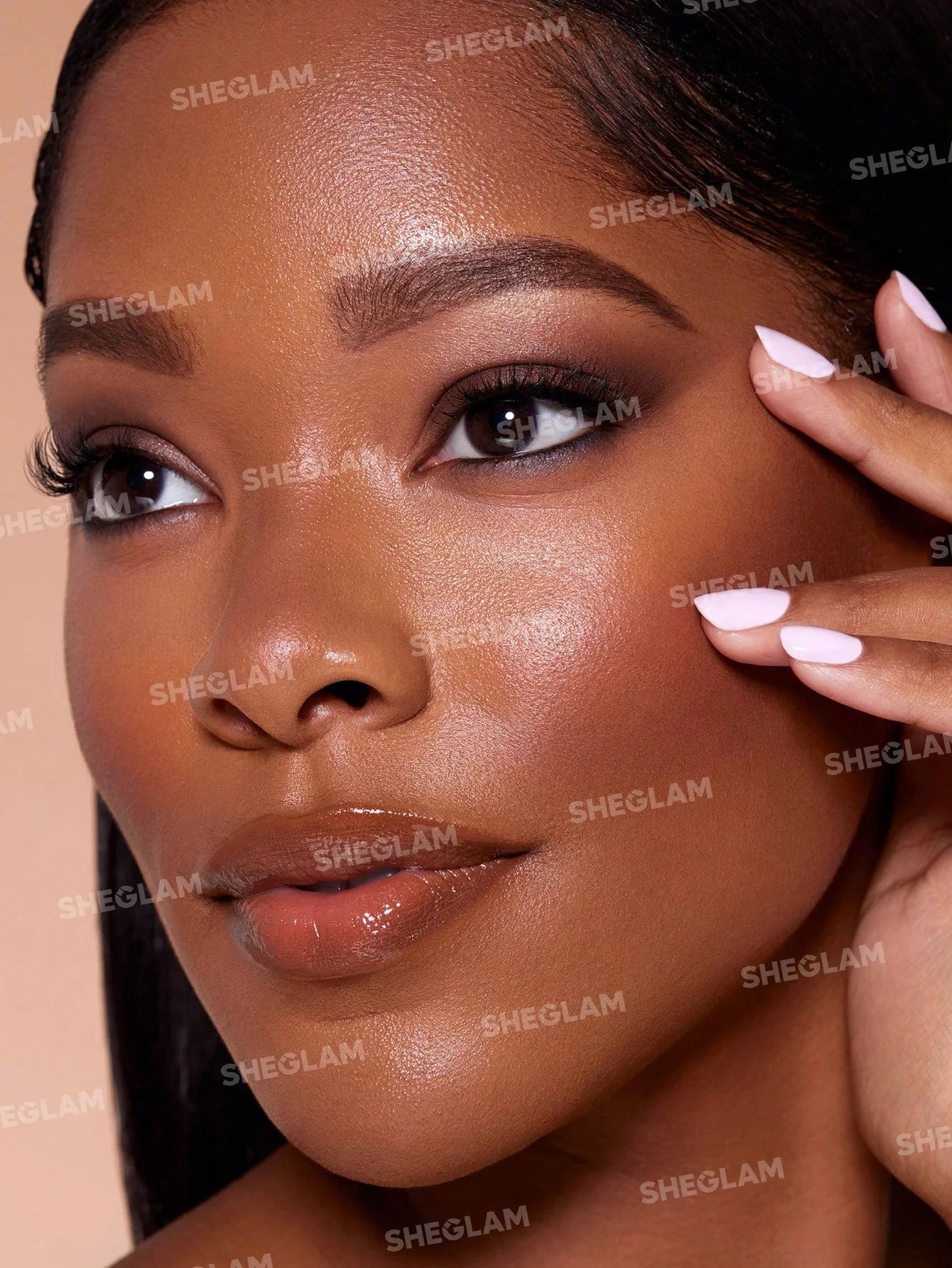 SHEGLAM Skinfinite Hydrating Foundation Sample - Mahogany_8